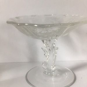 Beautiful vintage crystal etchant dish for jam